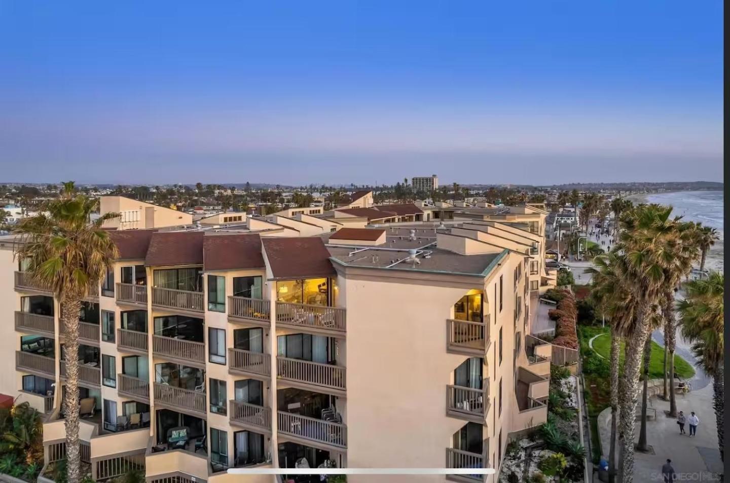 Penthouse At Pacific Crystal Pier * San Diego